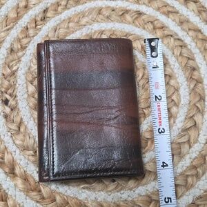 Amity Cowhide Mens Tri Fold Wallet
